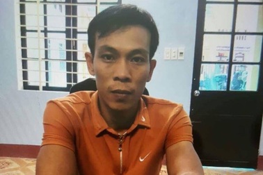 Khởi tố đối tượng giả danh nhà báo tống tiền CSGT