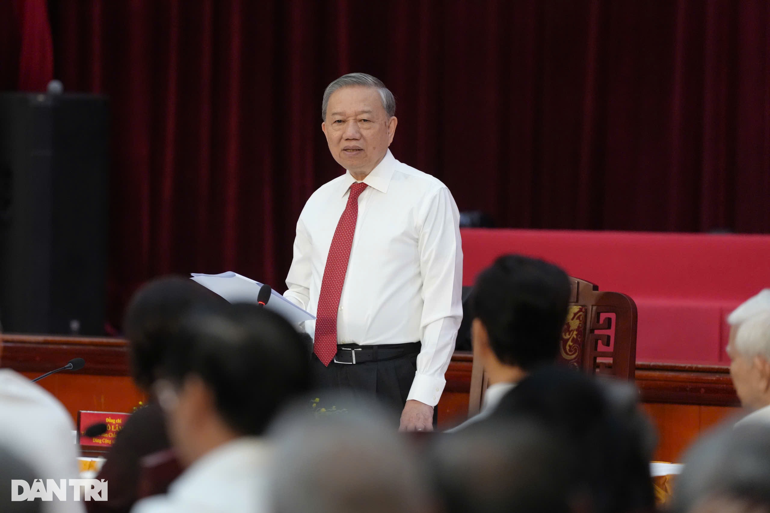 Tổng Bí thư xúc động khi nói về tình cảm của Bác Hồ đối với miền Nam - 5 Tổng Bí thư xúc động khi nói về tình cảm của Bác Hồ đối với miền Nam - 5