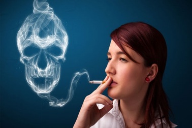 Hút thuốc có thể làm tăng mức độ nhạy cảm với áp lực xã hội