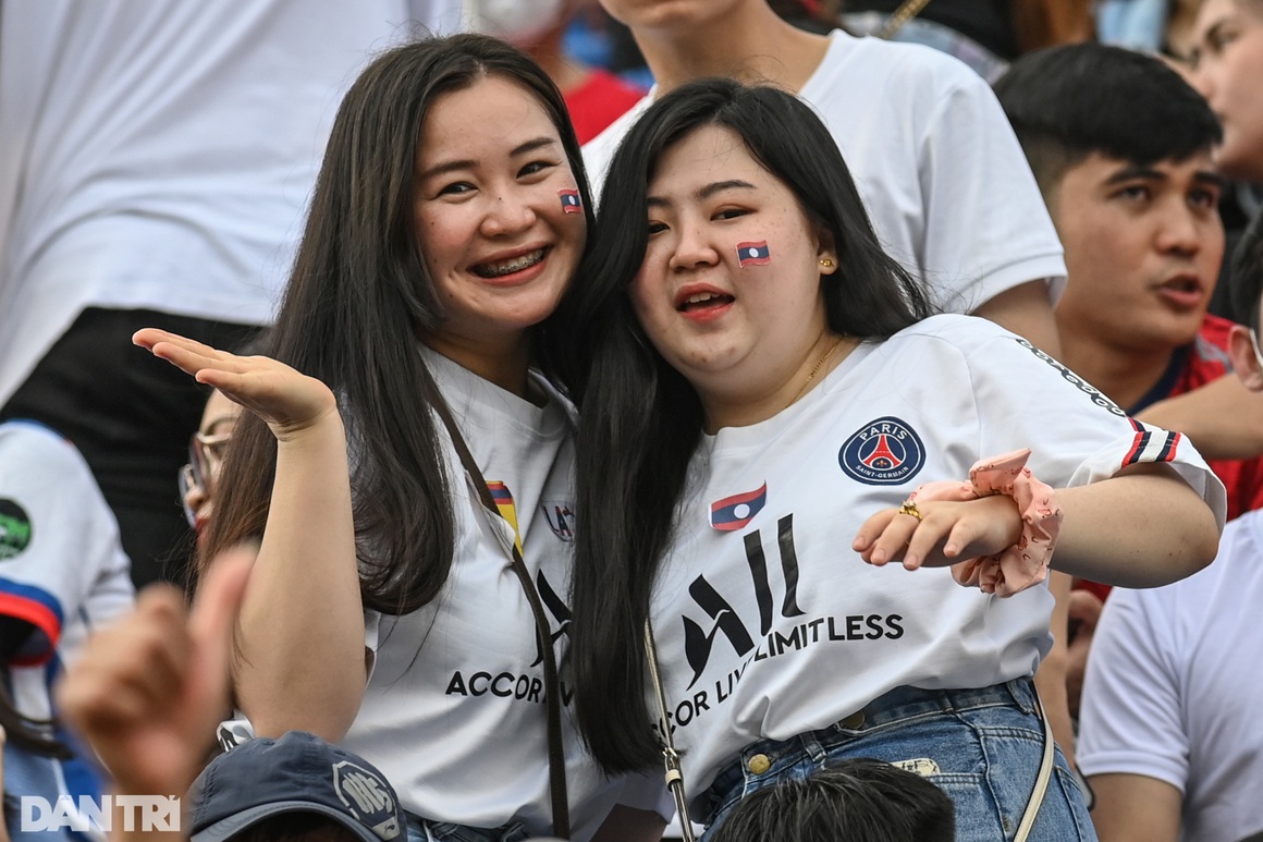 Được CĐV Việt Nam tiếp sức, U23 Lào biến Thiên Trường trở thành sân nhà - 5 Được CĐV Việt Nam tiếp sức, U23 Lào biến Thiên Trường trở thành sân nhà - 5