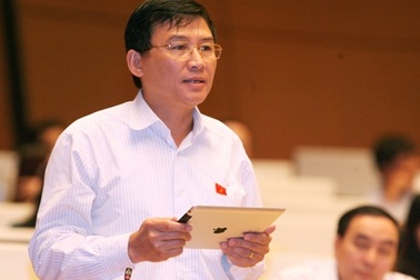 “Bổ nhiệm quá nhiều Thứ trưởng, lúc muốn giảm không biết giảm ai”