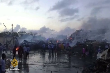 Hiện trường khủng khiếp vụ đánh bom kép làm 276 người chết ở Somalia