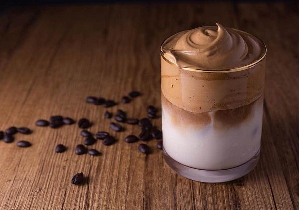 Pha cà phê bọt biển không cần máy đánh trứng - 1 Pha cà phê bọt biển không cần máy đánh trứng - 1