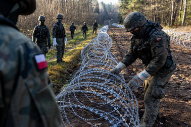 Ba Lan tính tăng gấp đôi quy mô quân đội vì lo ngại Wagner