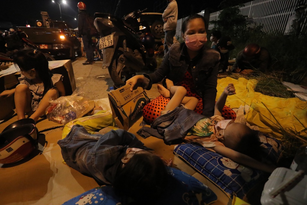 Những đứa trẻ kẹt ở quê do đại dịch: Con xin mẹ, hãy đưa con về! - 4 Những đứa trẻ kẹt ở quê do đại dịch: Con xin mẹ, hãy đưa con về! - 4