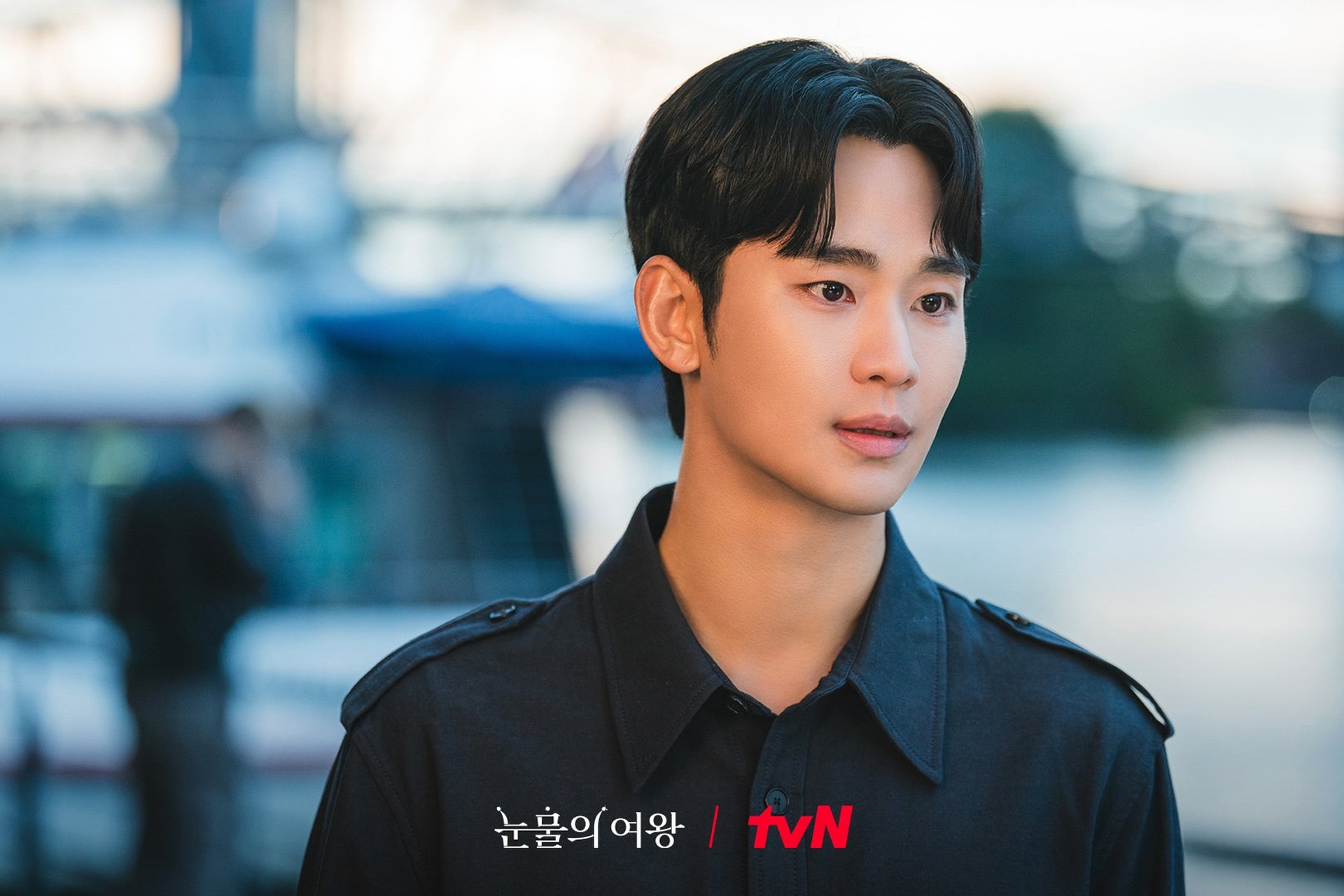 Bộ sưu tập trang sức, đồng hồ tiền tỷ của dàn diễn viên Nữ hoàng nước mắt - 25 Bộ sưu tập trang sức, đồng hồ tiền tỷ của dàn diễn viên Nữ hoàng nước mắt - 25