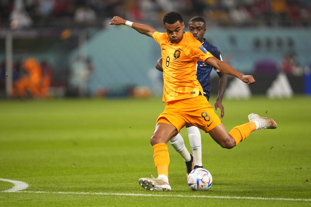 Man Utd tính mua ngôi sao Hà Lan thay thế Cristiano Ronaldo - 1