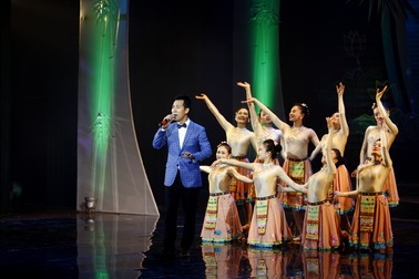 “Đất nước và tình yêu” neo cảm xúc trong mối duyên thơ - nhạc