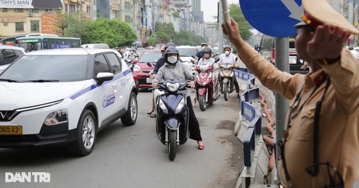 CSGT Hà Nội phân luồng giao thông phục vụ chương trình nghệ thuật