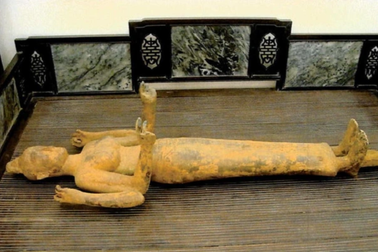 Quảng Nam muốn tiếp nhận bức tượng đồng nữ thần 4 tay bị đánh cắp ở Mỹ Sơn