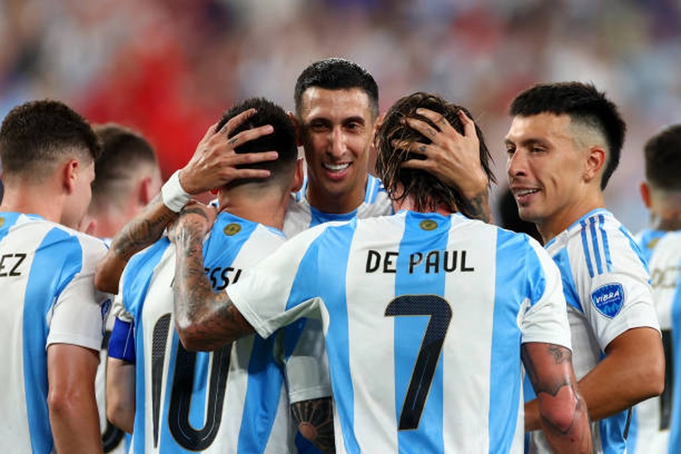 Di Maria cảm động bởi lời hứa của Messi tại Copa America 2024 - 1