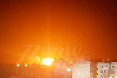 Báo Anh: Ukraine tấn công căn cứ Nga, phá hủy 6 máy bay quân sự