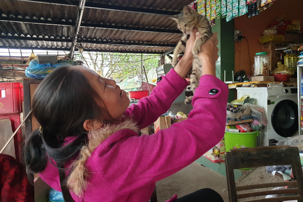 Chị Lệ tạp hóa vượt qua quan niệm chết phải toàn thây để hiến tạng - 3 Chị Lệ tạp hóa vượt qua quan niệm chết phải toàn thây để hiến tạng - 3