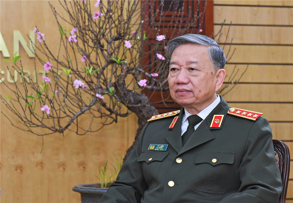 Bộ trưởng Tô Lâm gửi thư khen cán bộ chiến sĩ đảm bảo an ninh dịp Tết - 1 Bộ trưởng Tô Lâm gửi thư khen cán bộ chiến sĩ đảm bảo an ninh dịp Tết - 1