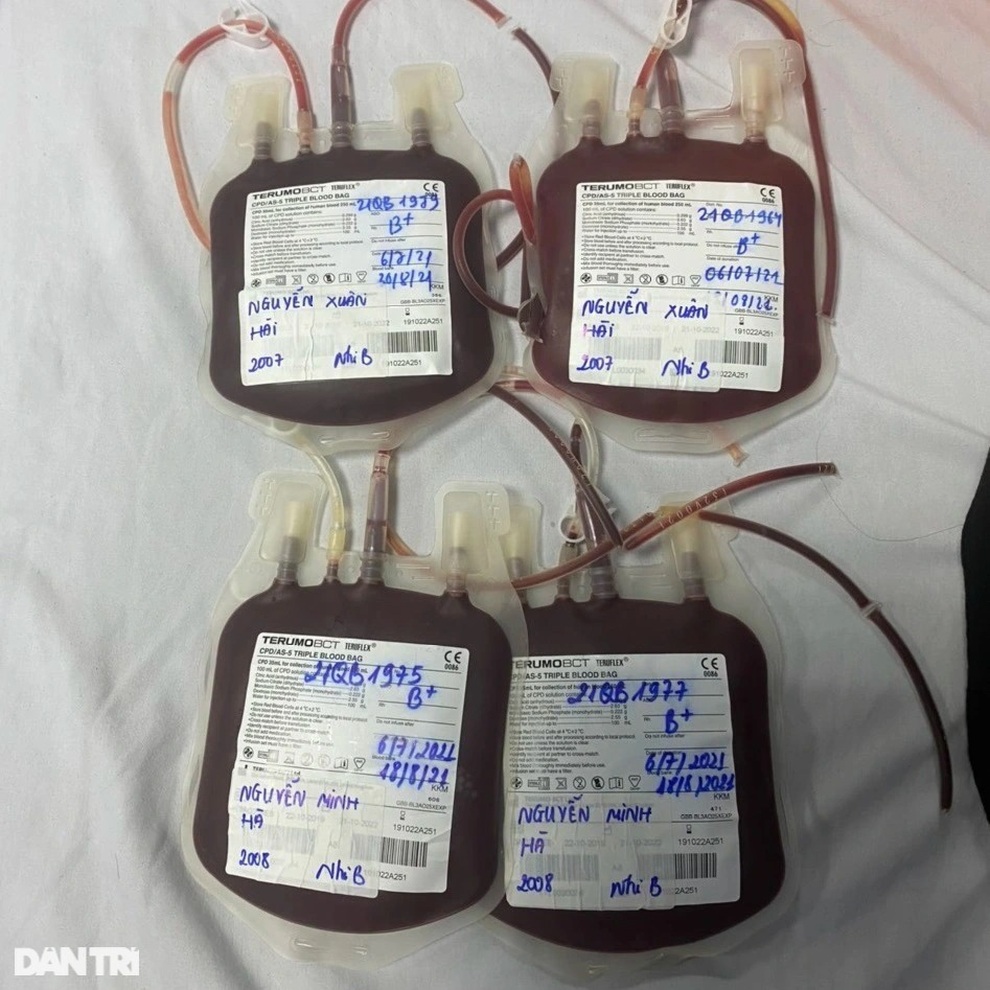 Vợ chồng nghèo tuyệt vọng nhìn những đứa con quằn quại trong căn bệnh hiểm - 7 Vợ chồng nghèo tuyệt vọng nhìn những đứa con quằn quại trong căn bệnh hiểm - 7