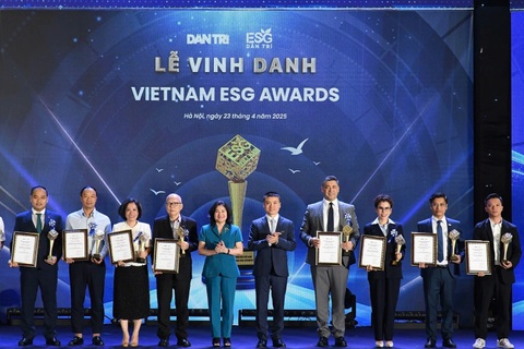 Hội đồng Thẩm định Vietnam ESG Awards 2025 họp chiều 30/7