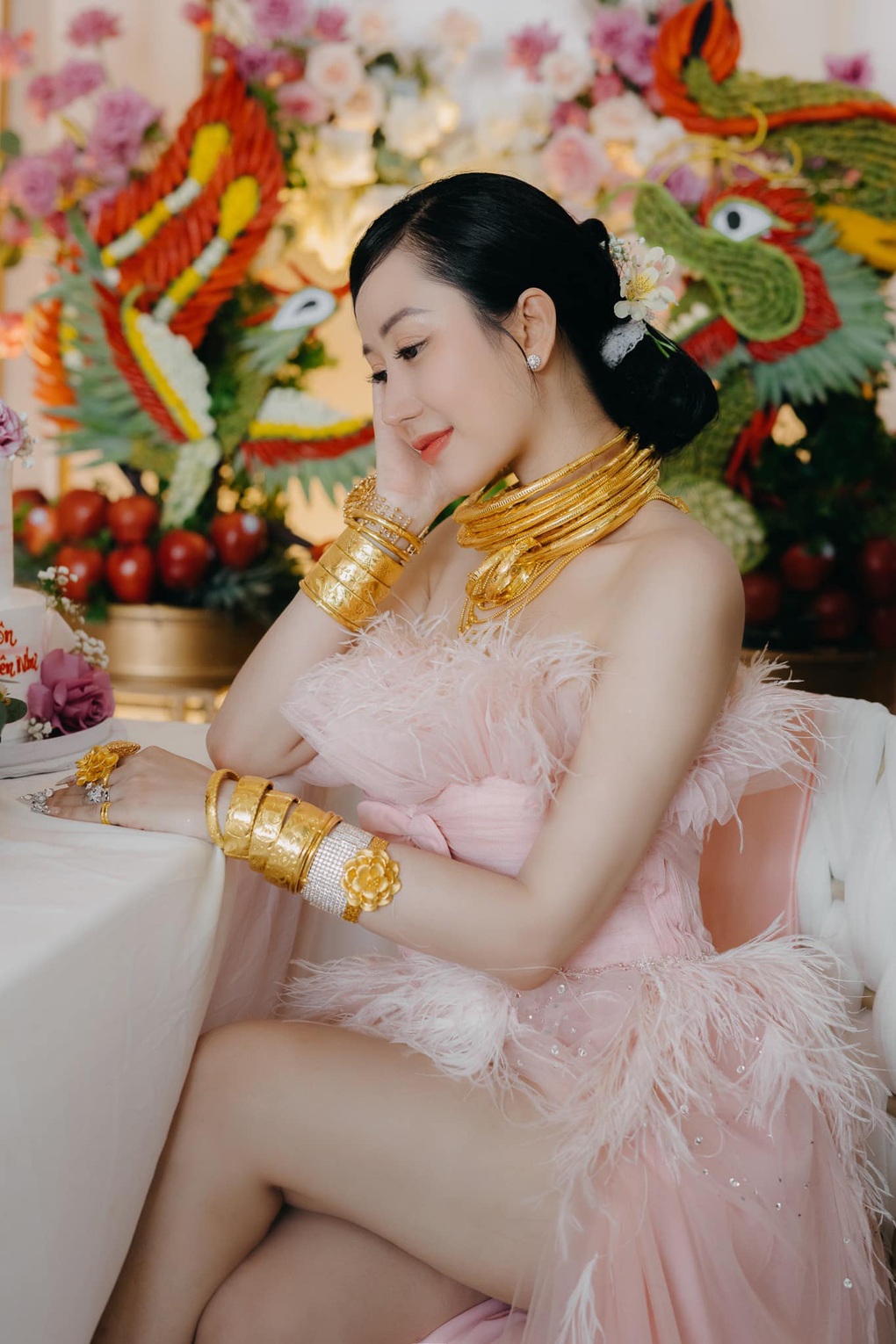 Đám cưới ngập vàng và chuyện tình 5 năm của cặp đôi ở Vĩnh Long - 1 Đám cưới ngập vàng và chuyện tình 5 năm của cặp đôi ở Vĩnh Long - 1