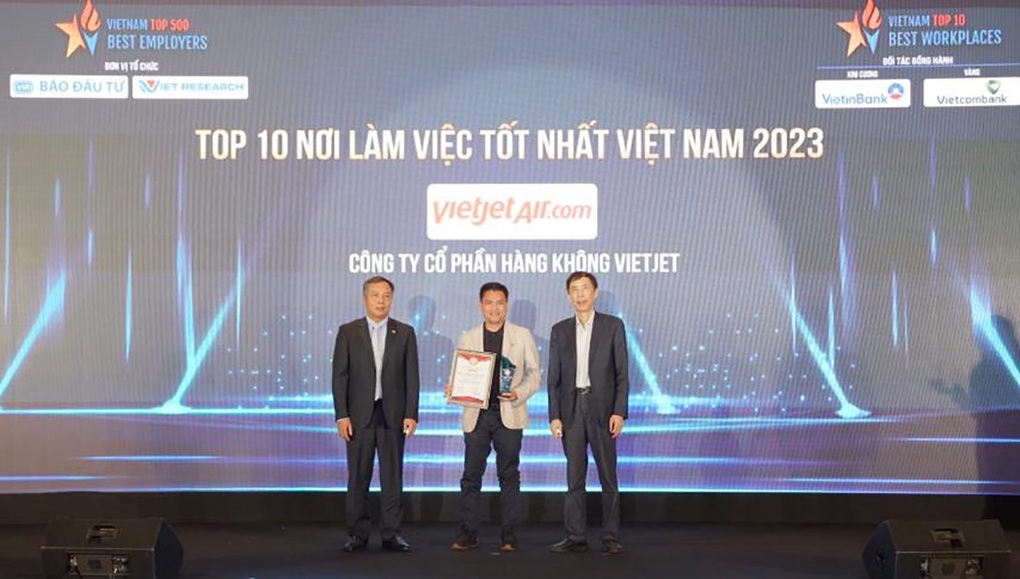 Vietjet vào top 5 Nơi làm việc tốt nhất Việt Nam - 1 Vietjet vào top 5 Nơi làm việc tốt nhất Việt Nam - 1