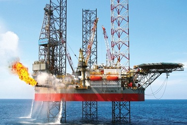 Cổ phiếu dầu khí khởi sắc đẩy VN-Index vượt hơn 550 điểm