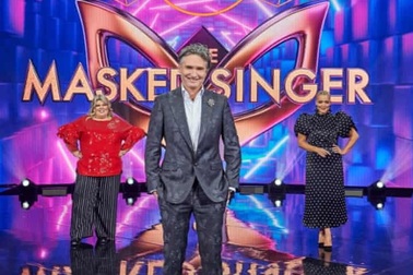 Cuộc thi ca hát bị ngừng tổ chức vì bùng phát ca mắc Covid-19 trong ê-kíp