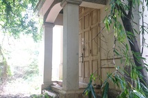 Hình ảnh "hoang hóa" của ngôi biệt thự "đòi" từ cựu Chủ tịch Hà Nội