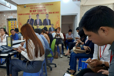 Tôi đi bán bất động sản "ngộp": "Lò dạy lươn lẹo"