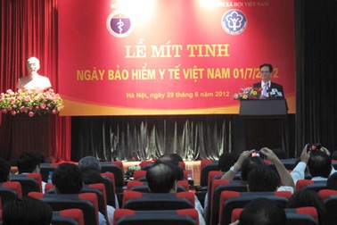 Thủ tướng: “Phải thực hiện cho được bảo hiểm y tế toàn dân”
