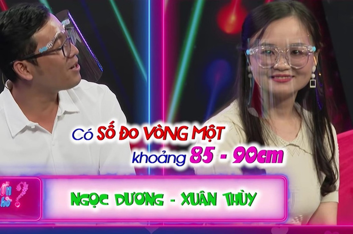 Trai tân U30 mang thước dây đòi kiểm tra số đo vòng một của bạn nữ - 4 Trai tân U30 mang thước dây đòi kiểm tra số đo vòng một của bạn nữ - 4