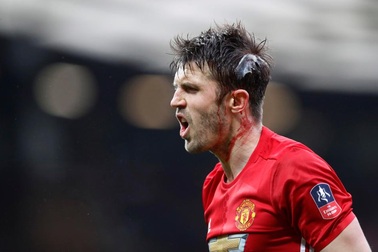 HLV Mourinho và bài toán tương lai của 11 cầu thủ