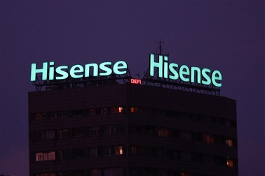 TCL và Hisense dính cáo buộc bán TV thường nhưng "dán mác" QLED