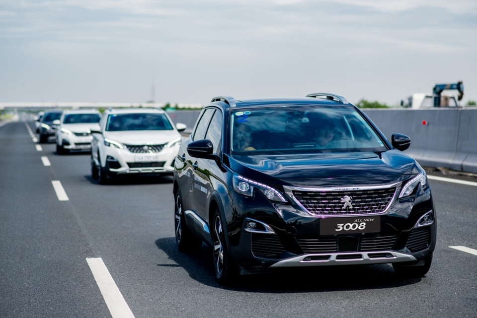 Mazda, Kia và Peugeot đồng loạt hạ giá, giảm cao nhất 200 triệu - 2 Mazda, Kia và Peugeot đồng loạt hạ giá, giảm cao nhất 200 triệu - 2