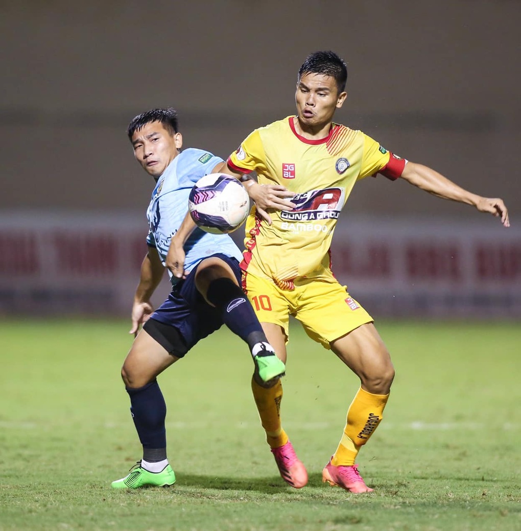 CLB Thanh Hóa thắng dễ dàng HL Hà Tĩnh trên sân nhà - 1