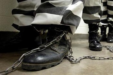 Ngồi tù vì ăn hối lộ 50 xu