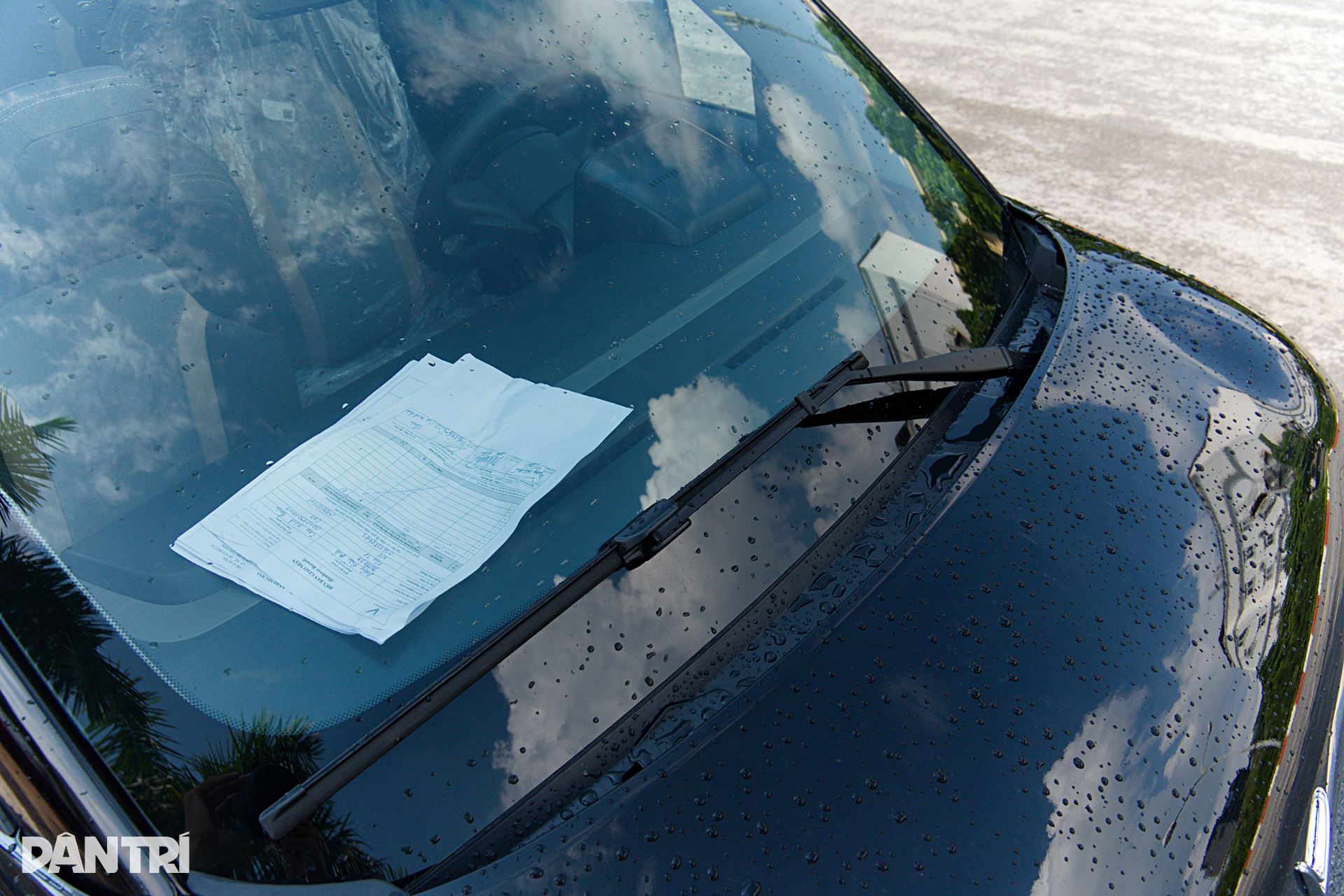 Cận cảnh VinFast Minio Green: Giá 269 triệu đồng, chưa bán đã được nâng cấp - 4 Cận cảnh VinFast Minio Green: Giá 269 triệu đồng, chưa bán đã được nâng cấp - 4