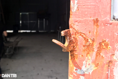 Nhà xưởng bị cắt điện, phá khóa, mất trộm hàng tấn thiết bị