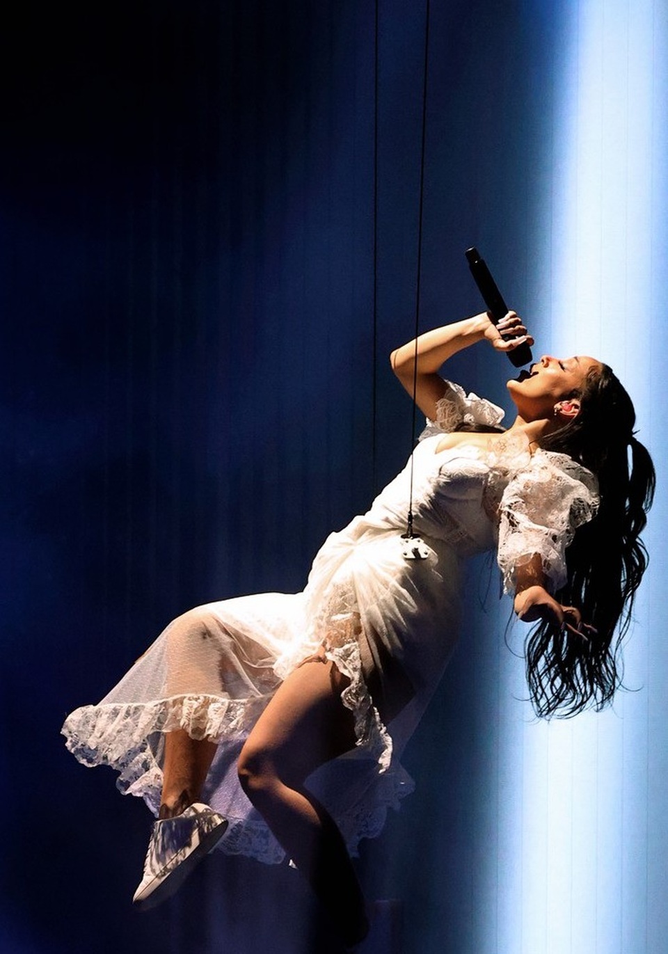 Megan Fox và Doja Cat bốc lửa dự lễ trao giải âm nhạc của Mỹ - 22 Megan Fox và Doja Cat bốc lửa dự lễ trao giải âm nhạc của Mỹ - 22