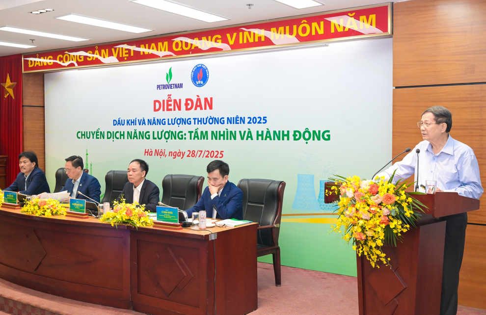Diễn đàn Dầu khí và Năng lượng 2025: Thúc đẩy hình thành hệ sinh thái năng lượng an toàn - 4 Diễn đàn Dầu khí và Năng lượng 2025: Thúc đẩy hình thành hệ sinh thái năng lượng an toàn - 4