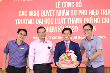 Loạt hiệu phó đại học được bổ nhiệm, có giáo sư "một không hai" của trường