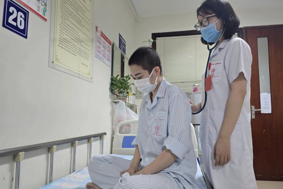 Hơn 820 triệu đồng giúp người mẹ 2 con vững tin bước vào ca ghép tủy