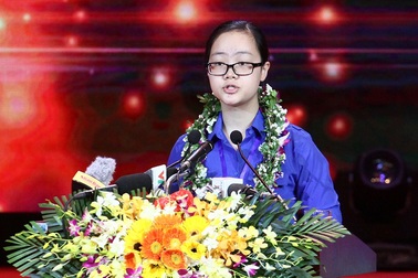 Mở ứng dụng điện thoại về gương sáng thanh niên làm theo lời Bác