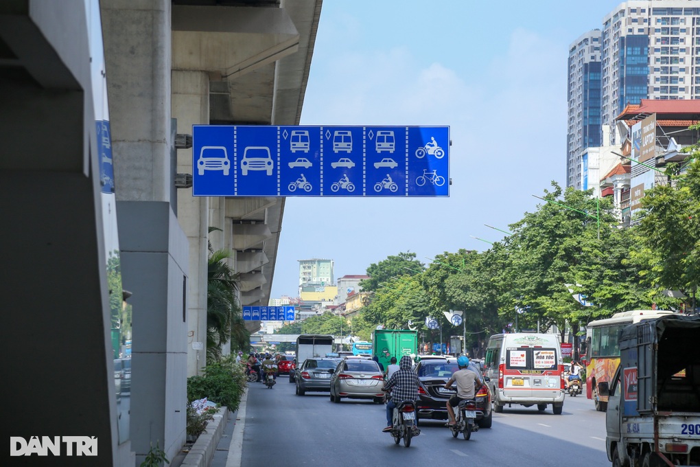 Tuyến đường đầu tiên ở Hà Nội sắp tách riêng làn ô tô, xe máy - 8 Tuyến đường đầu tiên ở Hà Nội sắp tách riêng làn ô tô, xe máy - 8
