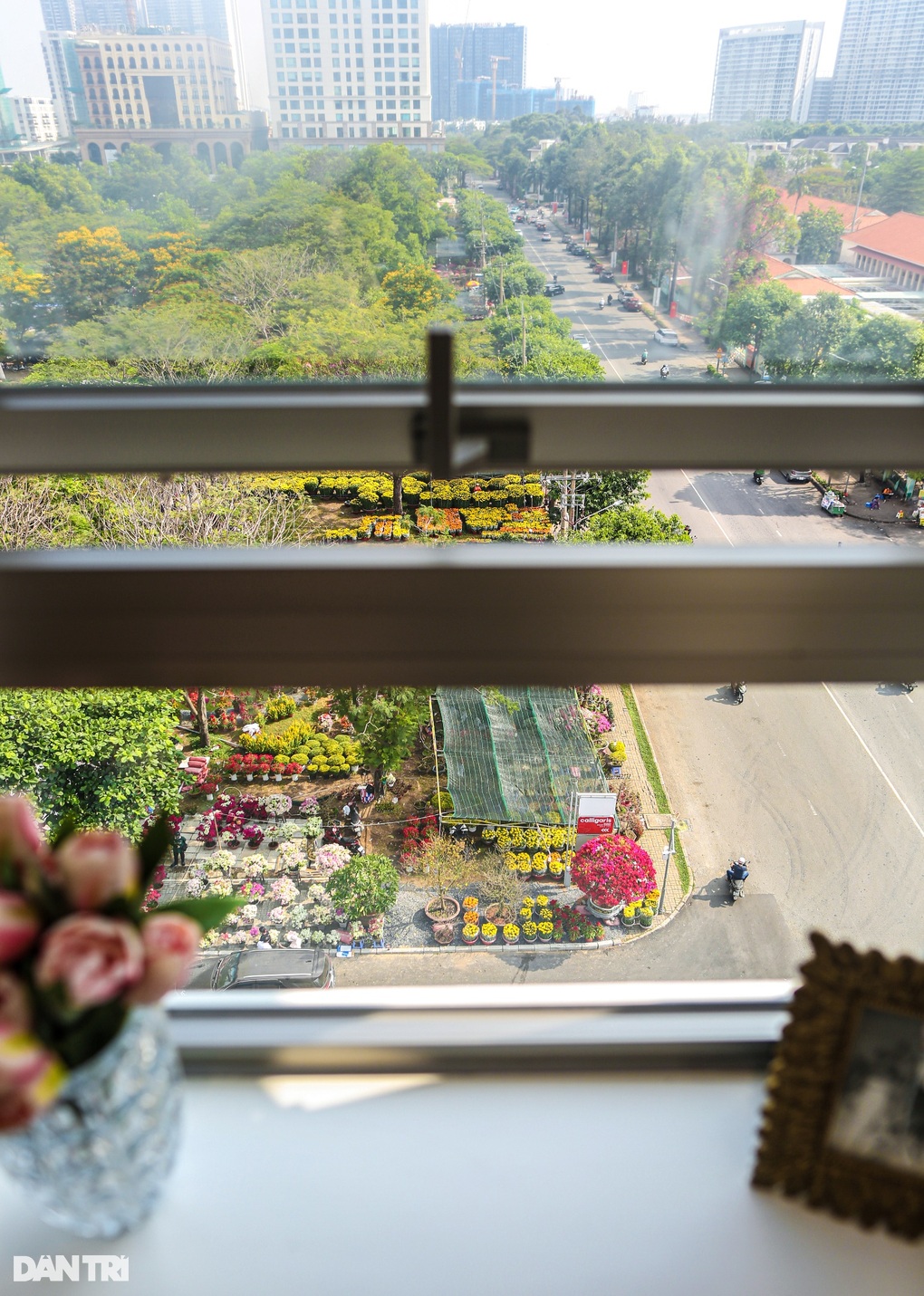 Không gian sống đắt giá bên những cung đường hoa ngày Tết - 13 Không gian sống đắt giá bên những cung đường hoa ngày Tết - 13
