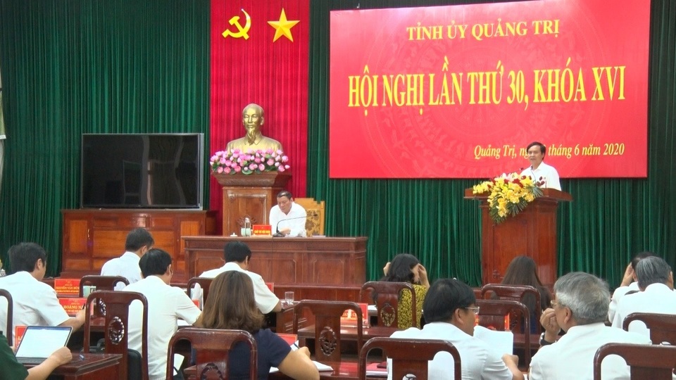Bí thư Thành uỷ Đông Hà được bầu giữ chức Chủ tịch UBND tỉnh Quảng Trị - 2 Bí thư Thành uỷ Đông Hà được bầu giữ chức Chủ tịch UBND tỉnh Quảng Trị - 2
