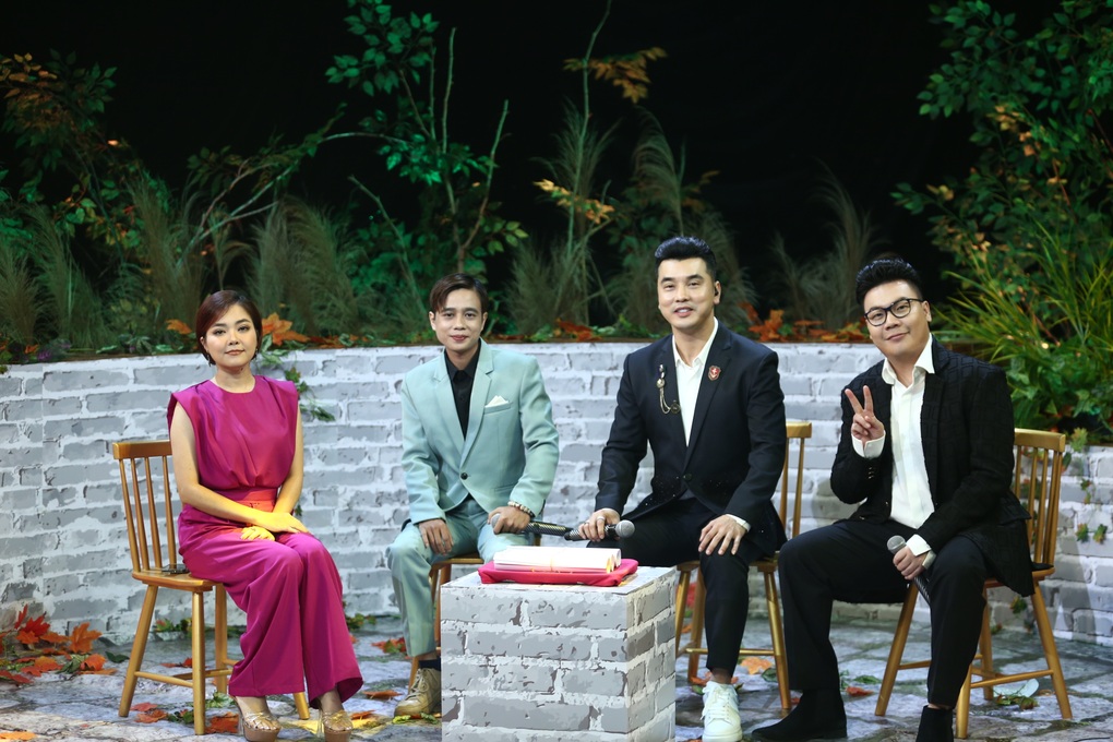 Cựu thành viên Mắt Ngọc: Vì say đắm trong tình yêu nên tôi bỏ bê mọi thứ - 2 Cựu thành viên Mắt Ngọc: Vì say đắm trong tình yêu nên tôi bỏ bê mọi thứ - 2