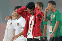 Báo Indonesia gây sốc, khuyên đội nhà rời khỏi Đông Nam Á