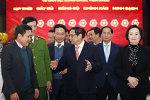 Vận dụng tư tưởng Hồ Chí Minh xây dựng nền công vụ liêm chính, chuyên nghiệp, phục vụ nhân dân