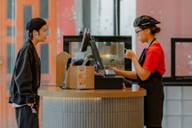 30.000 nhà hàng, quán cà phê đóng cửa, người Việt giảm uống cà phê cao cấp