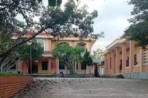 Để xảy ra nhiều sai phạm, bí thư, chủ tịch xã cùng bị cách chức