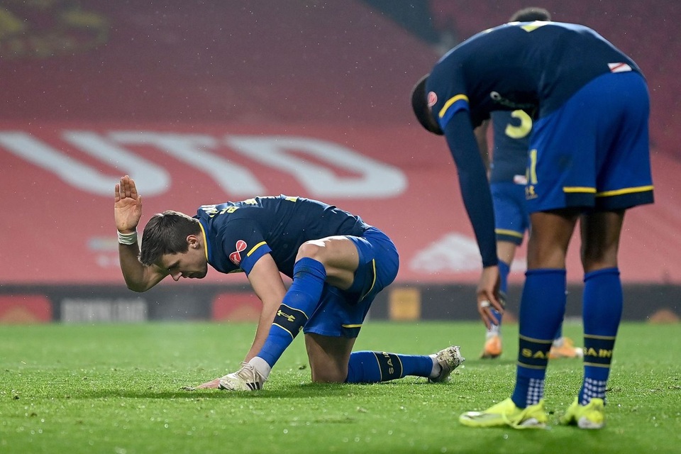 Man Utd chia 9 bàn thắng cho 9 cầu thủ của Southampton - 9 Man Utd chia 9 bàn thắng cho 9 cầu thủ của Southampton - 9
