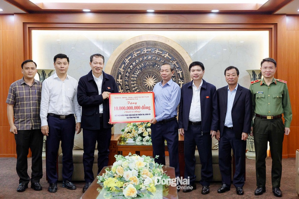 Đồng Nai hỗ trợ 41 tỷ đồng giúp 4 tỉnh miền Bắc khắc phục hậu quả bão lũ - 1 Đồng Nai hỗ trợ 41 tỷ đồng giúp 4 tỉnh miền Bắc khắc phục hậu quả bão lũ - 1